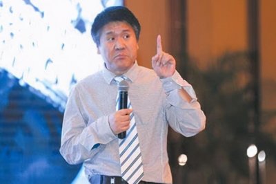 ​王福重：这位不停挑战全民的公知，到底图什么？