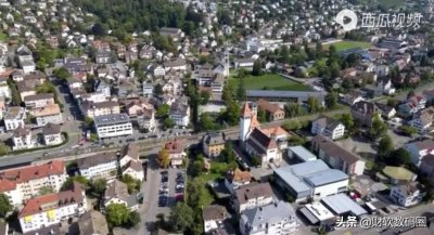 ​瑞士苏黎世，欧州最富有的城市，路边却没绿化，10层的楼都很稀有