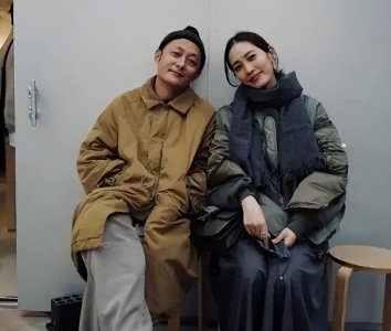 ​余文乐晒全家照：清空社交平台文章引猜婚变，事后否认称是强迫症