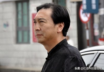 ​国家一级演员毕彦君，曾出演大宅门闯关东，现实中是陈晓旭前夫