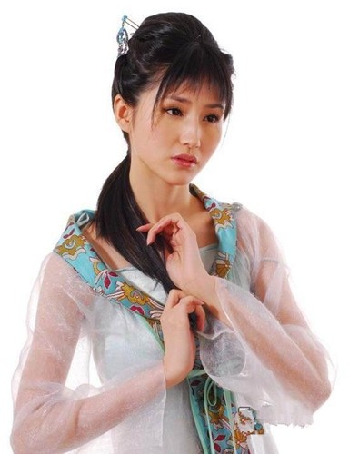 《肉蒲团》女主蓝燕近照，曾是新红楼梦黛玉候选，家庭背景很强大