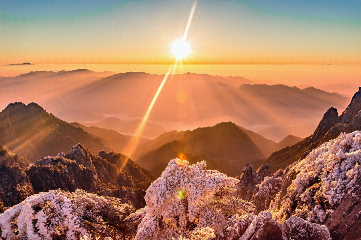 黄山登山旅游图集 路线：南大门云谷寺-白鹅岭-光明顶日出