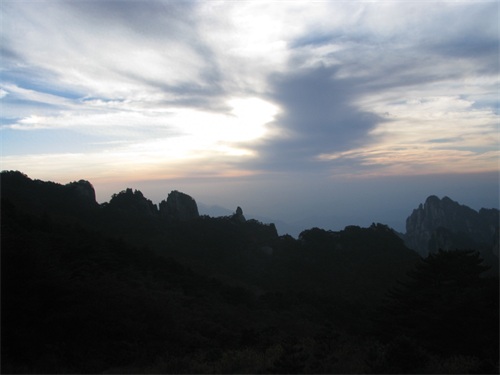 黄山登山旅游图集 路线：南大门云谷寺-白鹅岭-光明顶日出