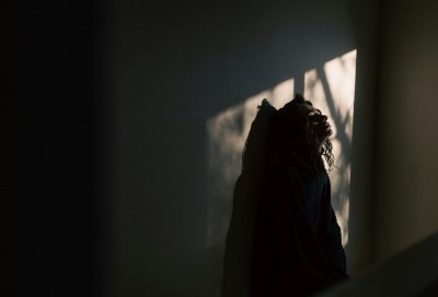 ​丈夫伙同50多名陌生人,迷奸妻子10年:法国集体性侵案判决结果出炉