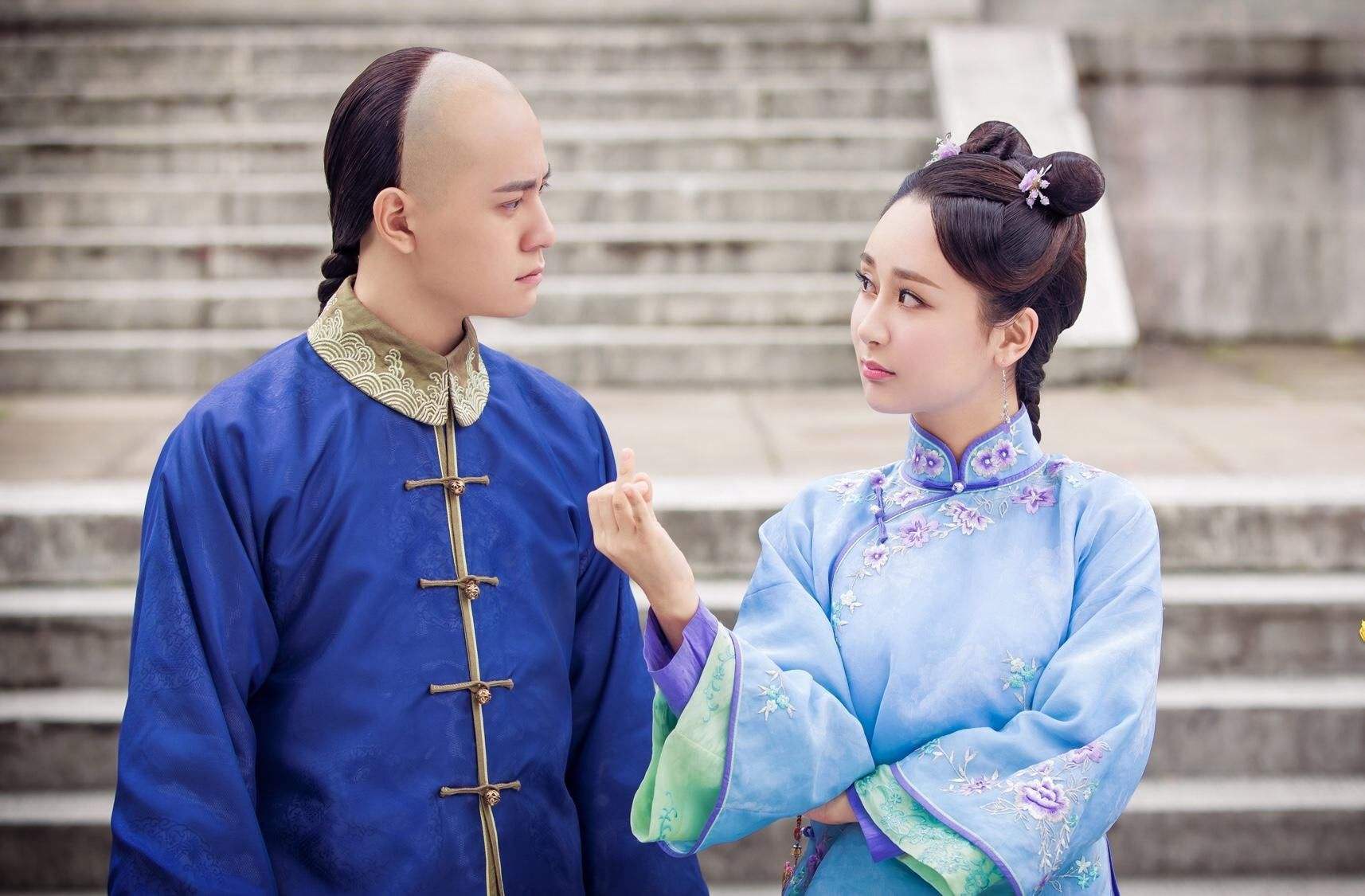 杨紫秦俊杰在一起多久分手的原因，揭秘杨紫秦俊杰张雪迎三人关系