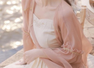 ​眼霜早晚都要用吗（眼霜的正确涂法是什么样的）