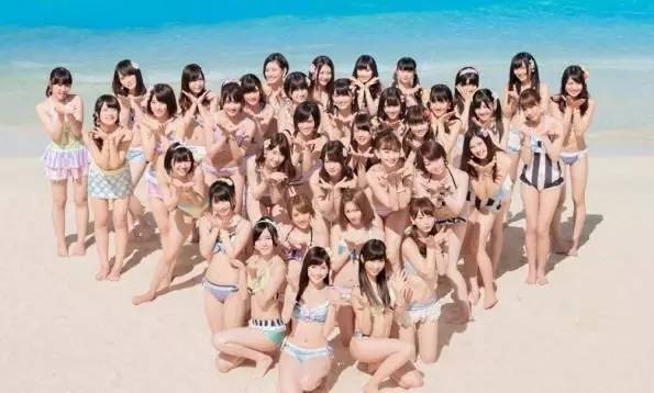 AKB48下海成陪酒女（akb48下海目的是拯救学校）