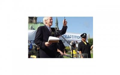 ​搂抱亲嘴等亲密行为到底是否算作出轨