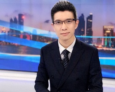 ​央视段子手朱广权：网友和观众的快乐源泉，手语老师的噩梦开端