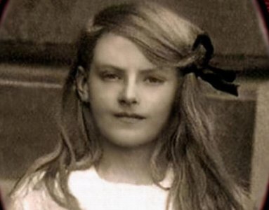 ​葛丽泰·嘉宝：曾是好莱坞最红女星，贪财，逃婚，隐居50年