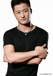 ​超帅吴京照片