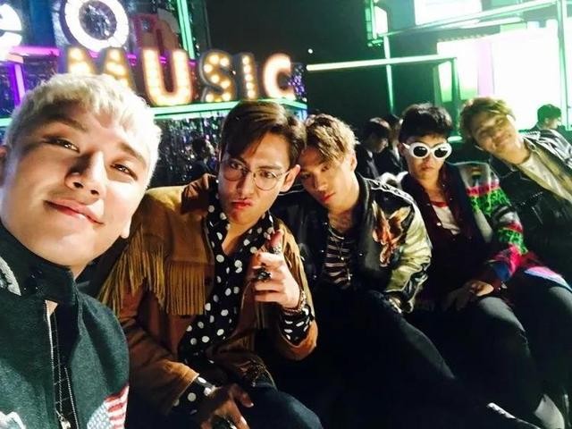 权志龙和jennie现在怎么样了（权志龙和jennie恋爱的蛛丝马迹）(1)