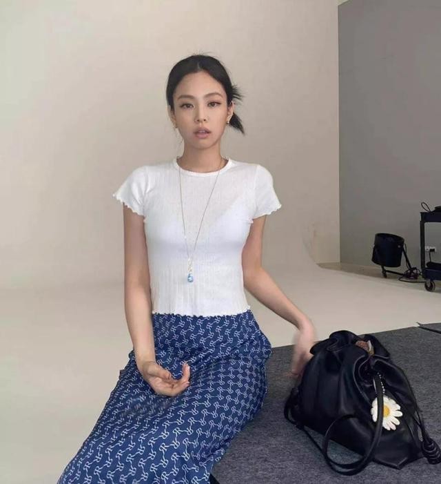 权志龙和jennie现在怎么样了（权志龙和jennie恋爱的蛛丝马迹）(35)