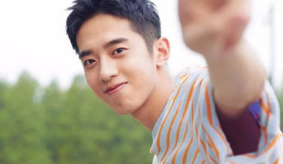 梁靖康个人资料多大了及怎么出道的