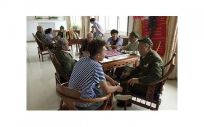 ​儿媳和公公打了一架，公公扬言：你大逆不道，我让我儿子休了你