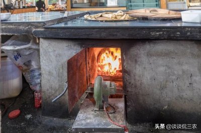 ​农村被禁止烧煤取暖，农民用啥过冬？专家给出2种建议，可行吗？