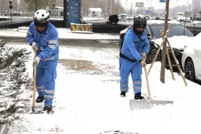 ​以雪为令！长阳镇吹响扫雪铲冰“集结号”