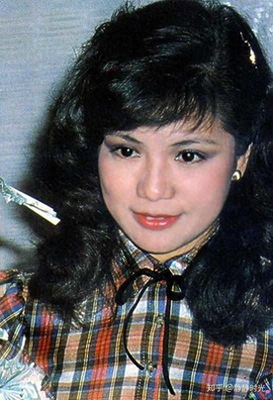 情不知所起，一往而深之俏黄蓉翁美玲